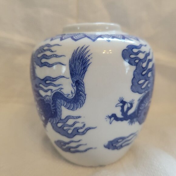 Vintage Japanese Blue & White Porcelain Dragon Vase Decorative Collectible - Picture 3 of 7